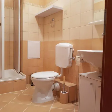 Lola Hajdúszoboszló