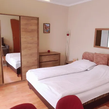 Apartament Lola
